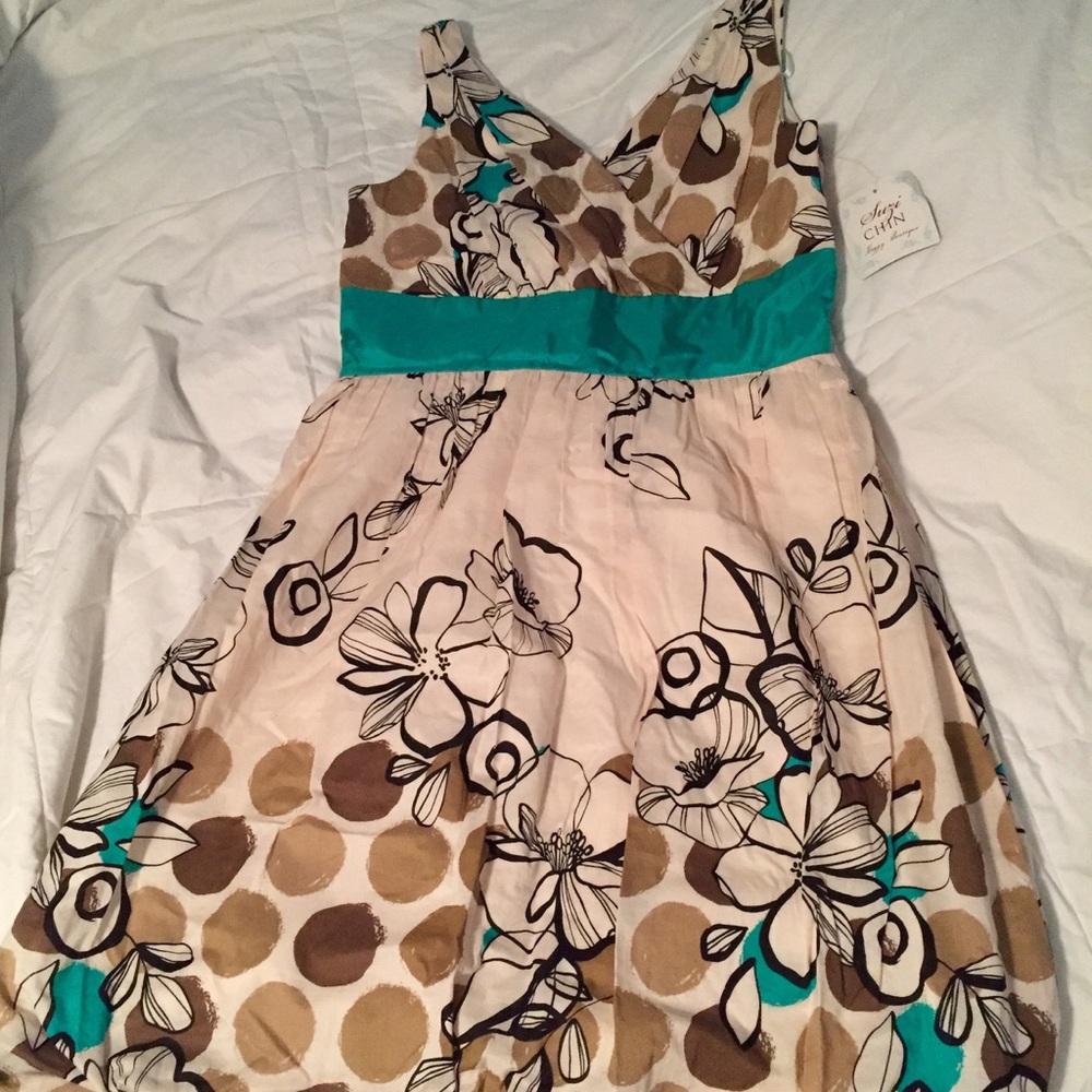 Adorable floral bubble dress